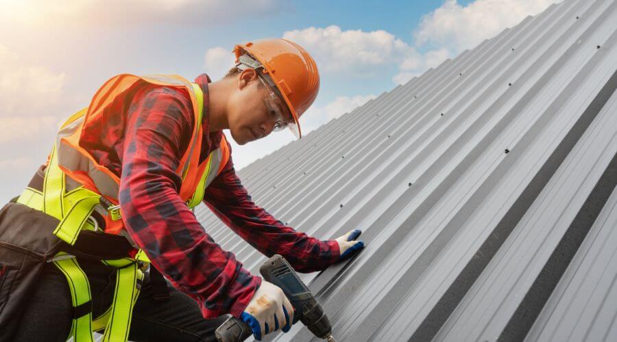 GAF certified roofer in Adamsburg, PA